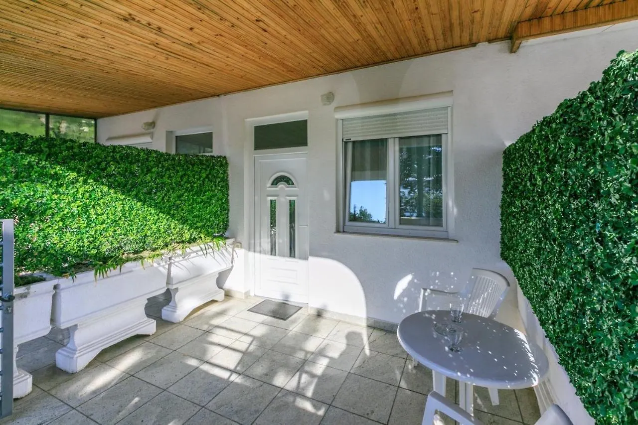 One-Bedroom Apartment In Dramalj Xxv